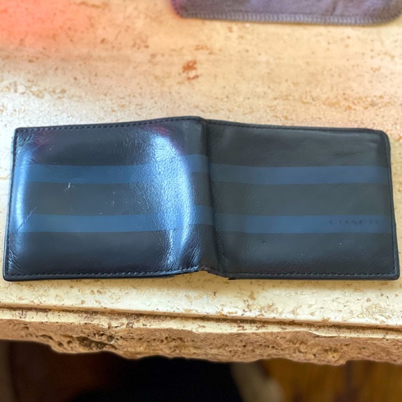 Coach Mens Double Billfold Signature Wallet - Picture 2 of 4